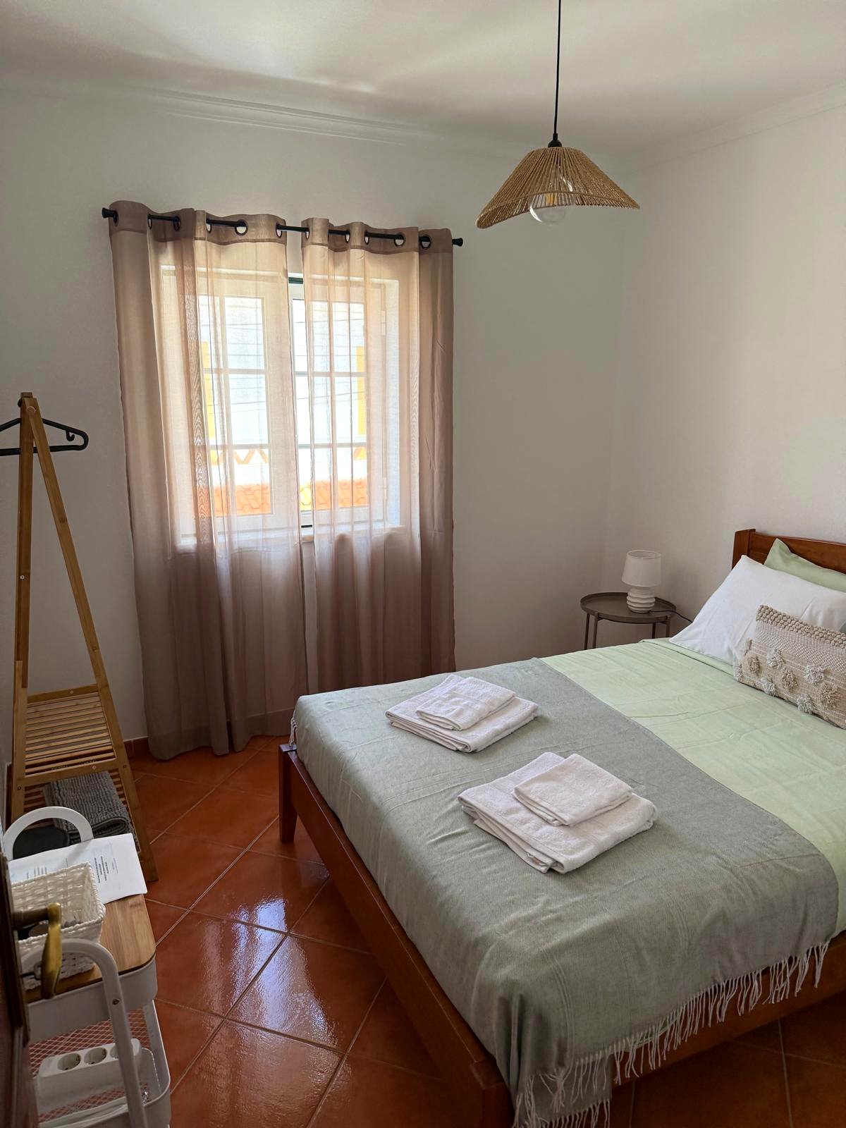 Quarto C · Duplo com cama de casal — 2/5